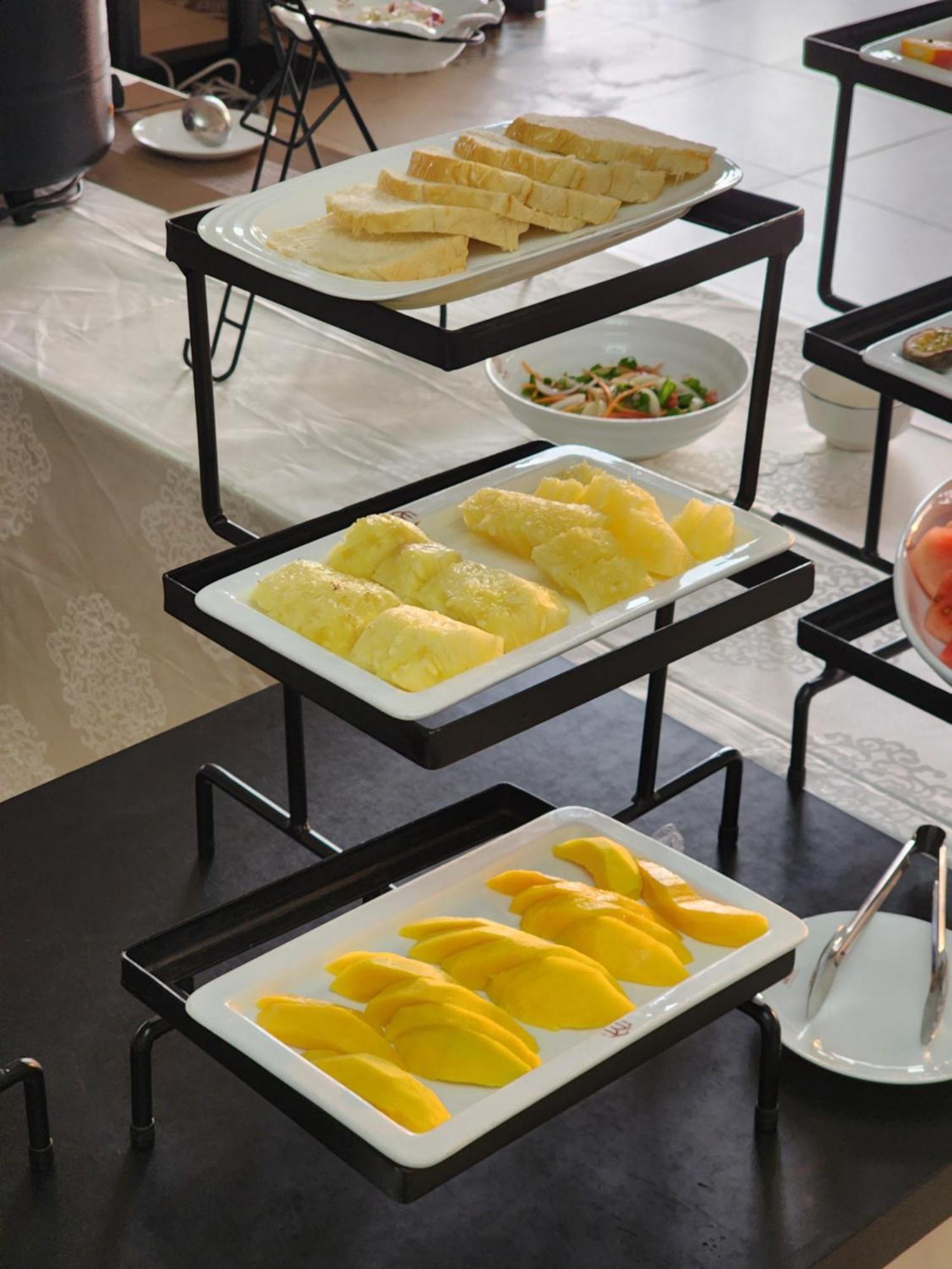 Dmall Hotel Kigali Esterno foto