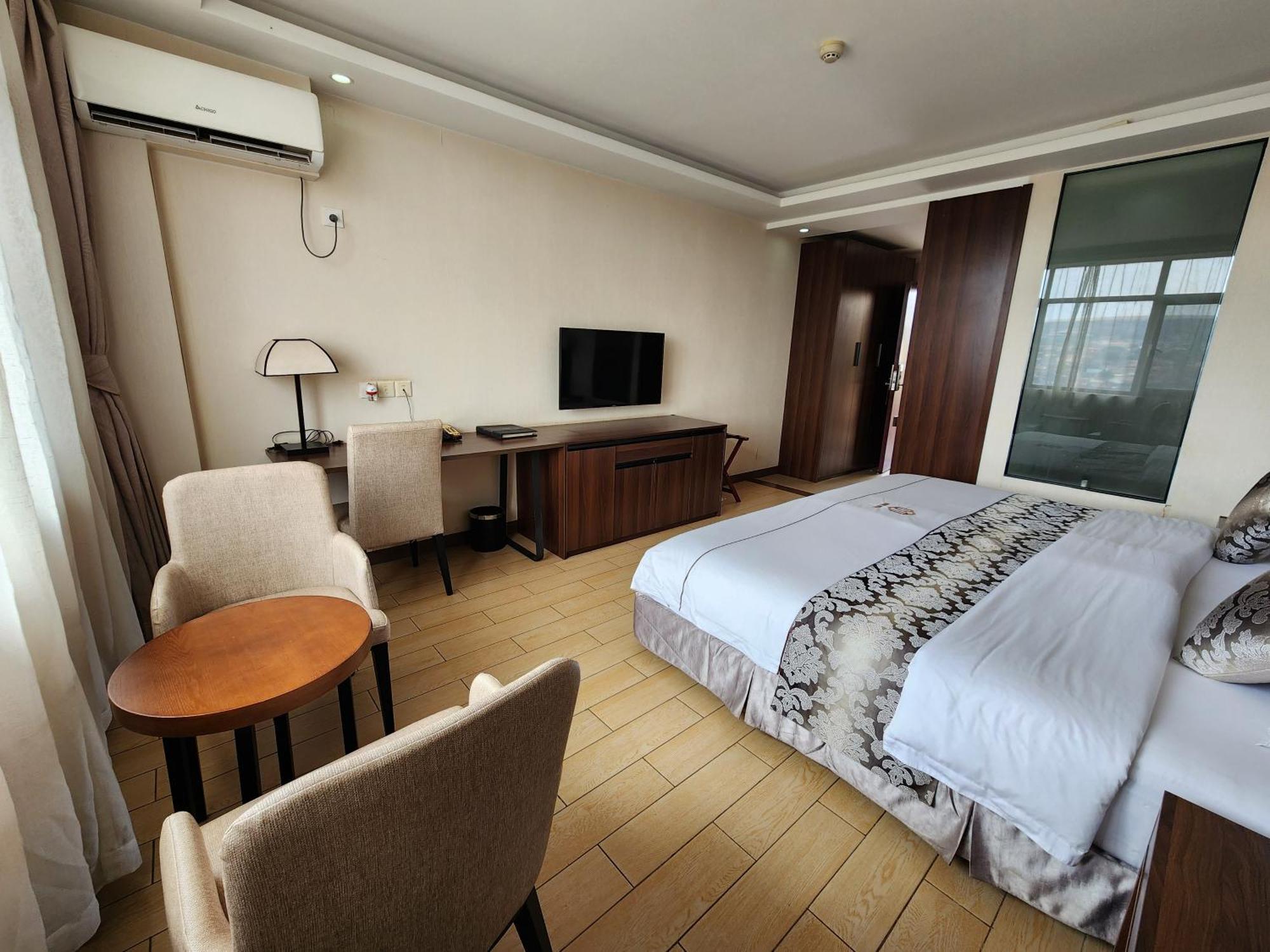 Dmall Hotel Kigali Esterno foto