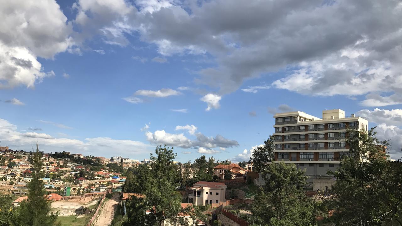 Dmall Hotel Kigali Esterno foto